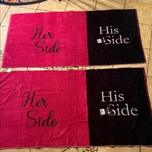 Couples Stylish Pink and Black Beach Towels for Elegant Bathing